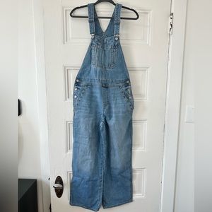 Old Navy size 4 wide leg baggy denim overalls
